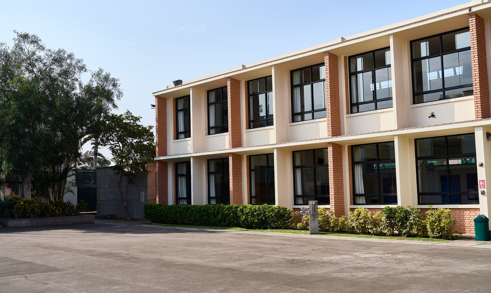 4 Instalaciones contacto x2-min