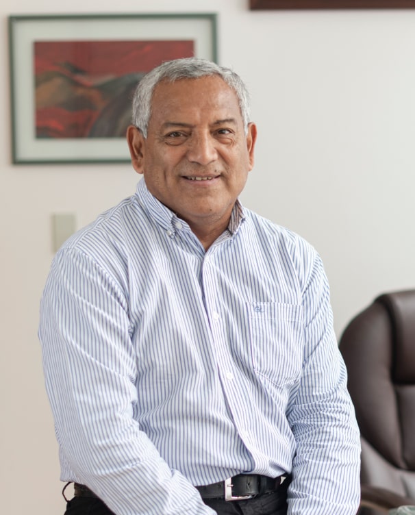 Guillermo García x2-min